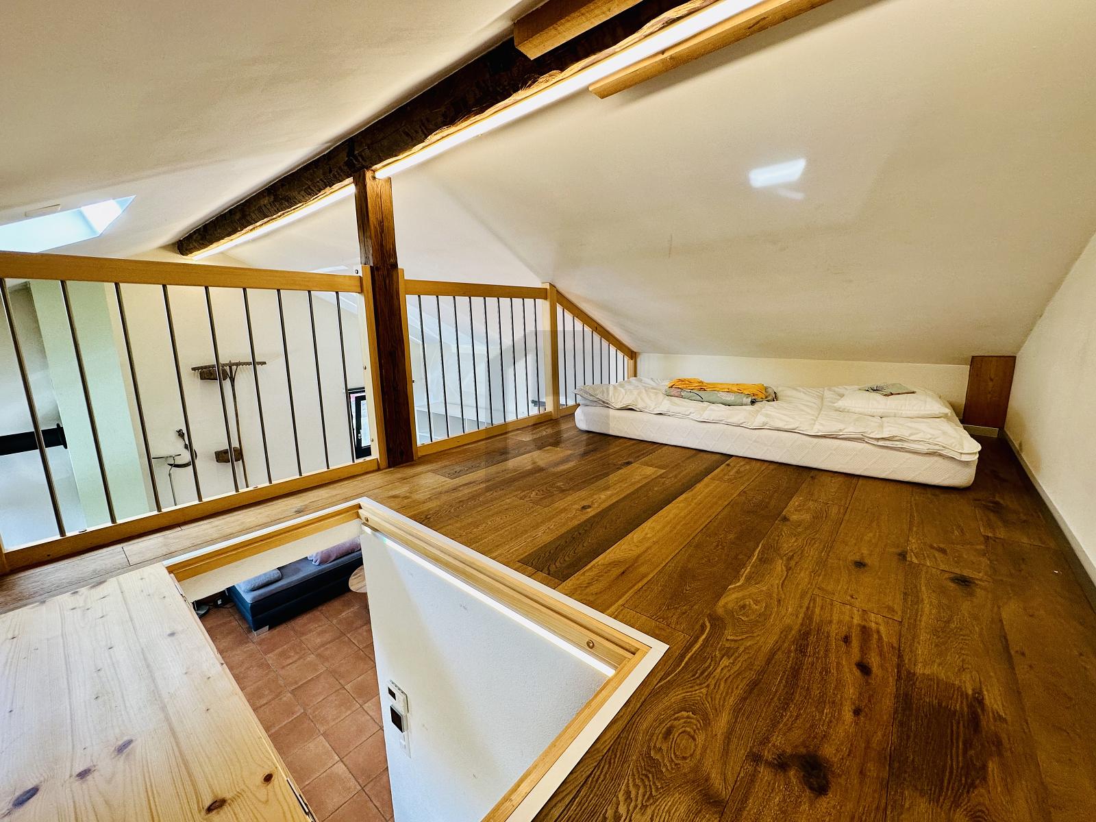 RÉNOVÉ AVEC SOIN, AU CENTRE DU VIEUX VILLAGE - 3