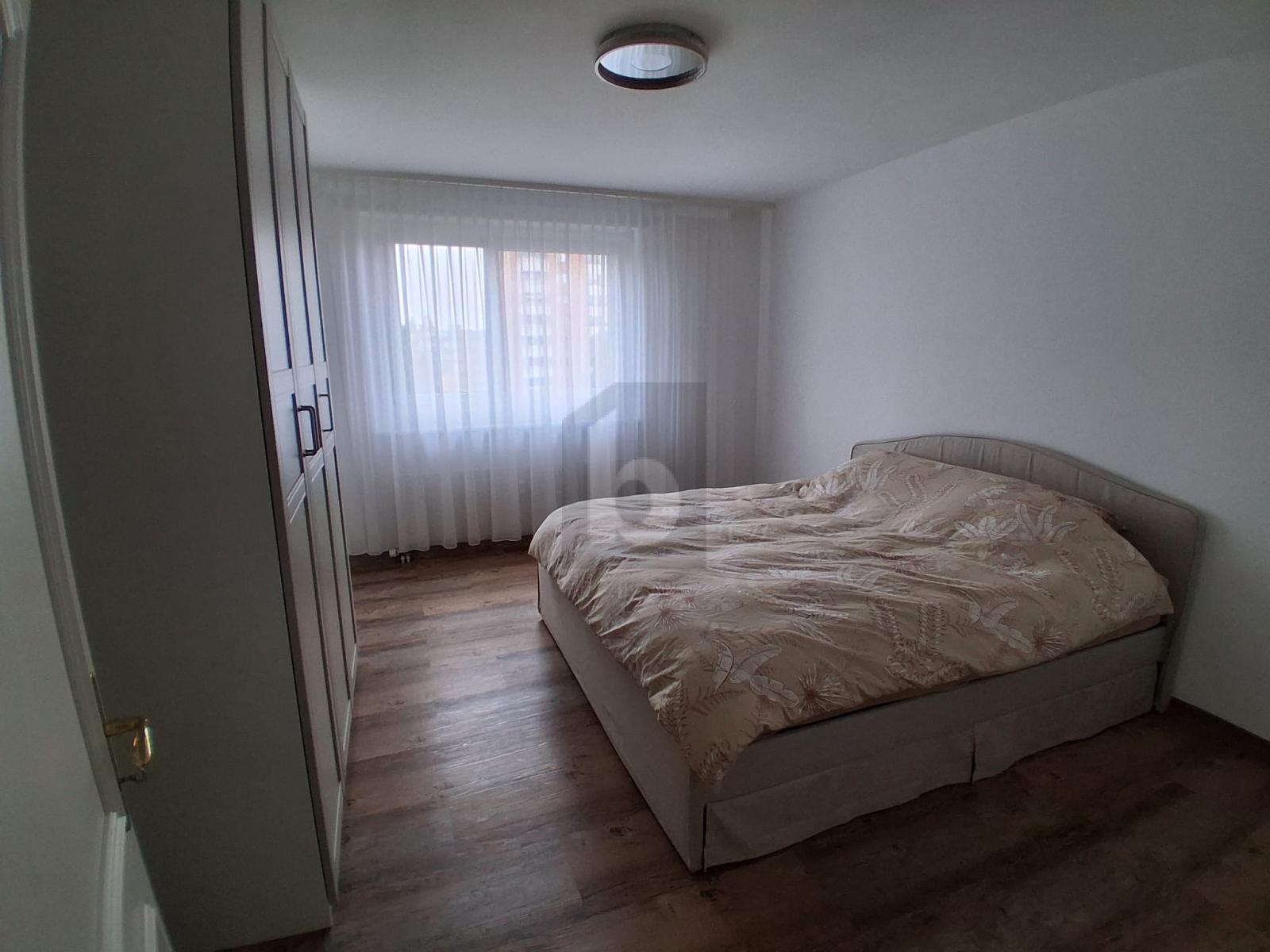 AN ZENTRALER LAGE MIT VERGLASTEM BALKON! - 2