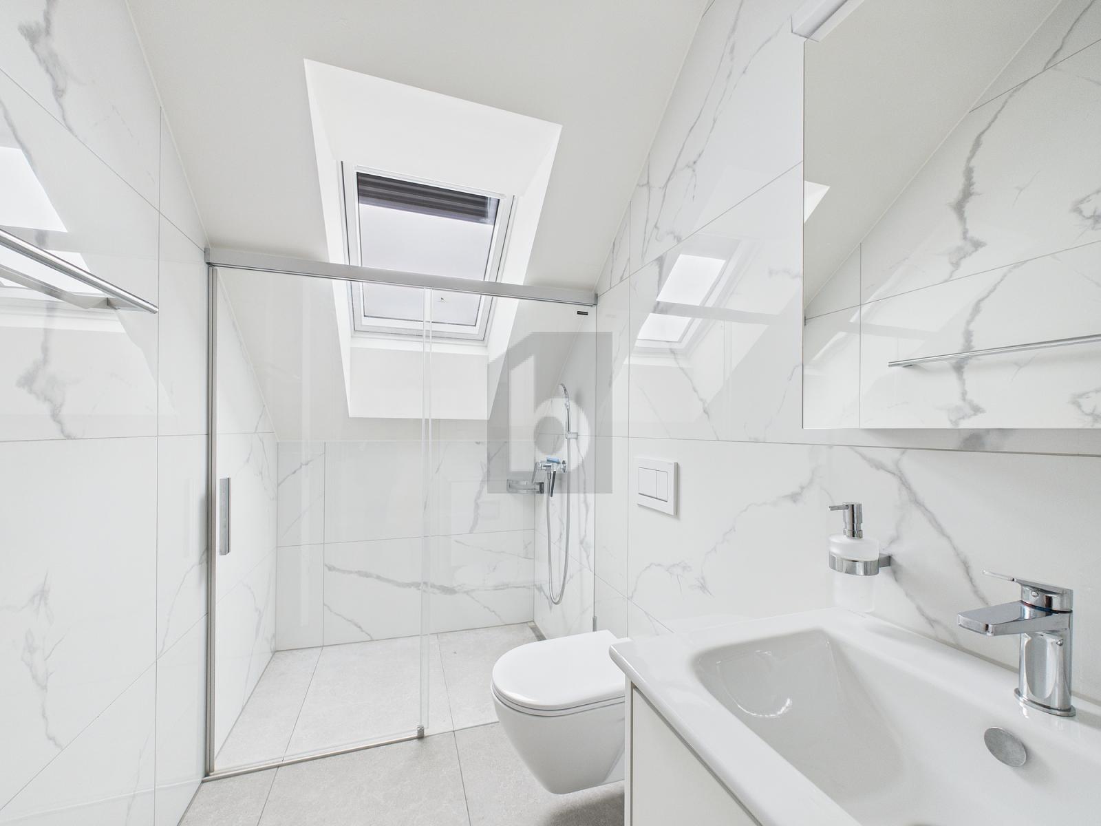 TOP MODERN IN EIGENTUMSQUALITÄT - 3