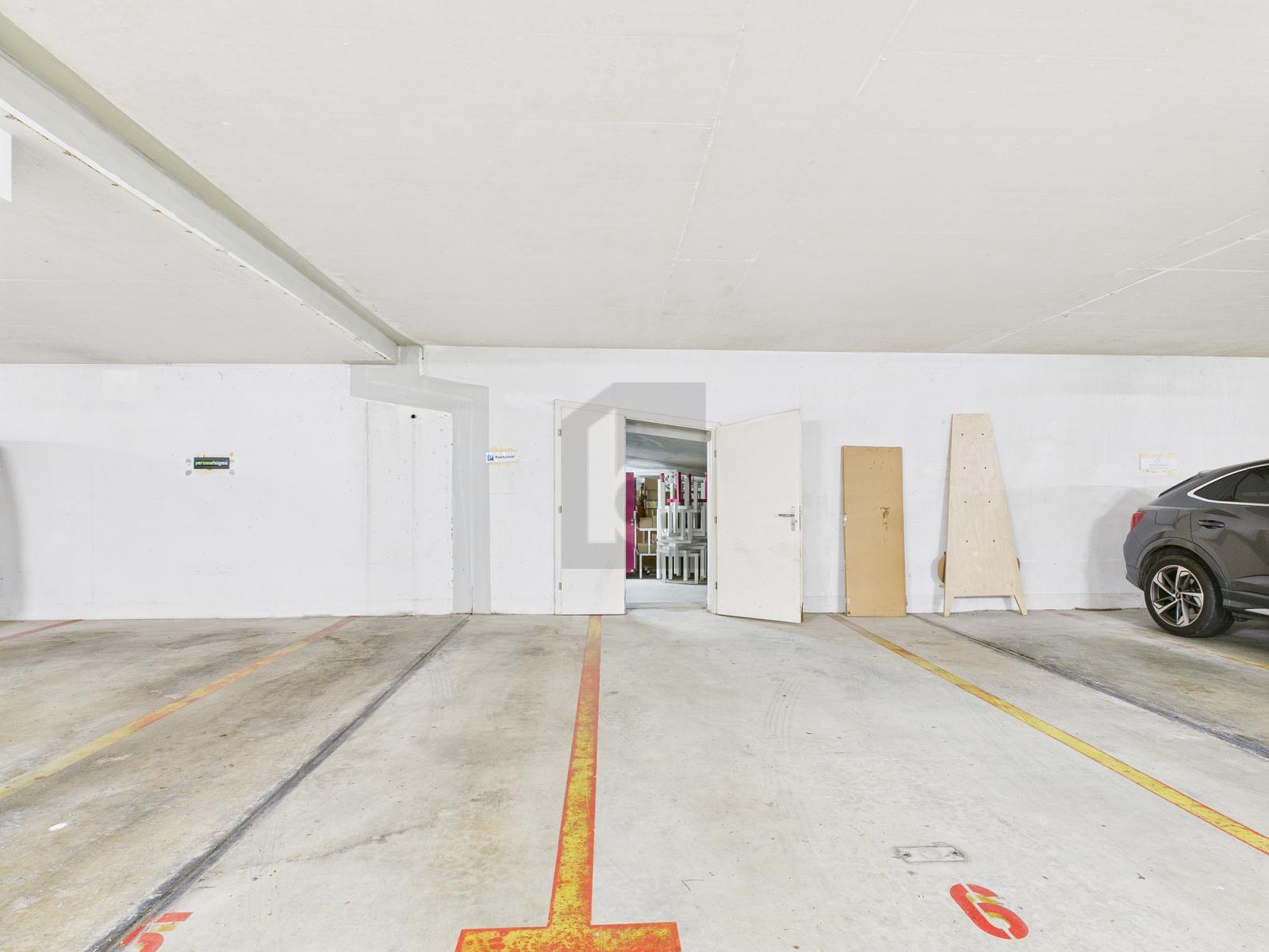 REPRÄSENTATIV IM STADTZENTRUM - 4