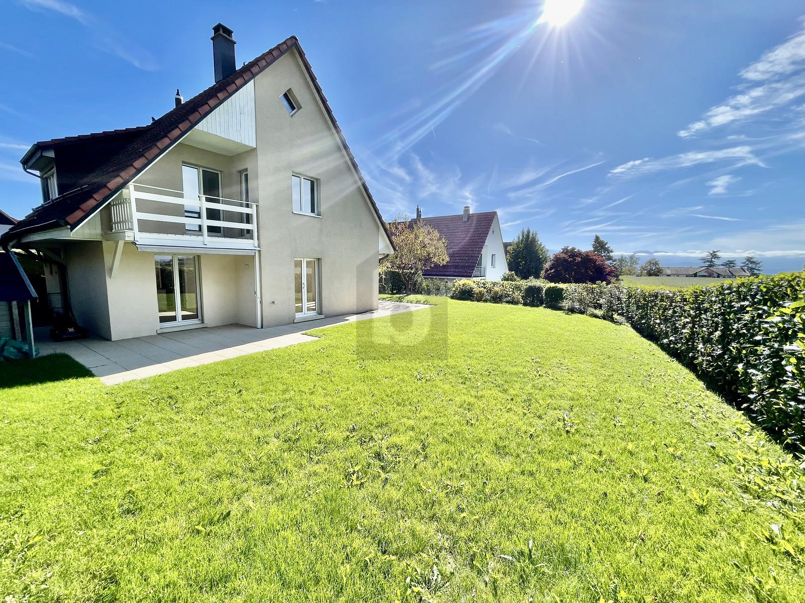 MAGNIFIQUE AVEC  JARDIN ET ET VUE DÉGAGÉE - 1