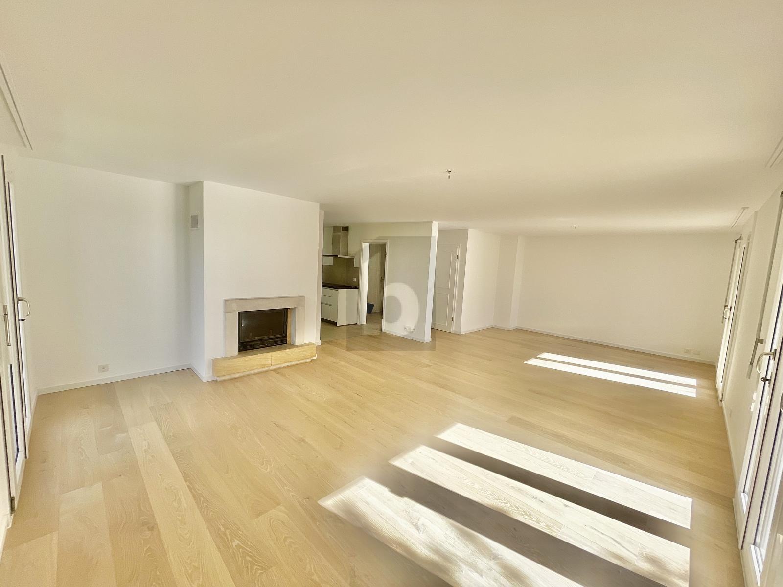 MAGNIFIQUE AVEC  JARDIN ET ET VUE DÉGAGÉE - 2