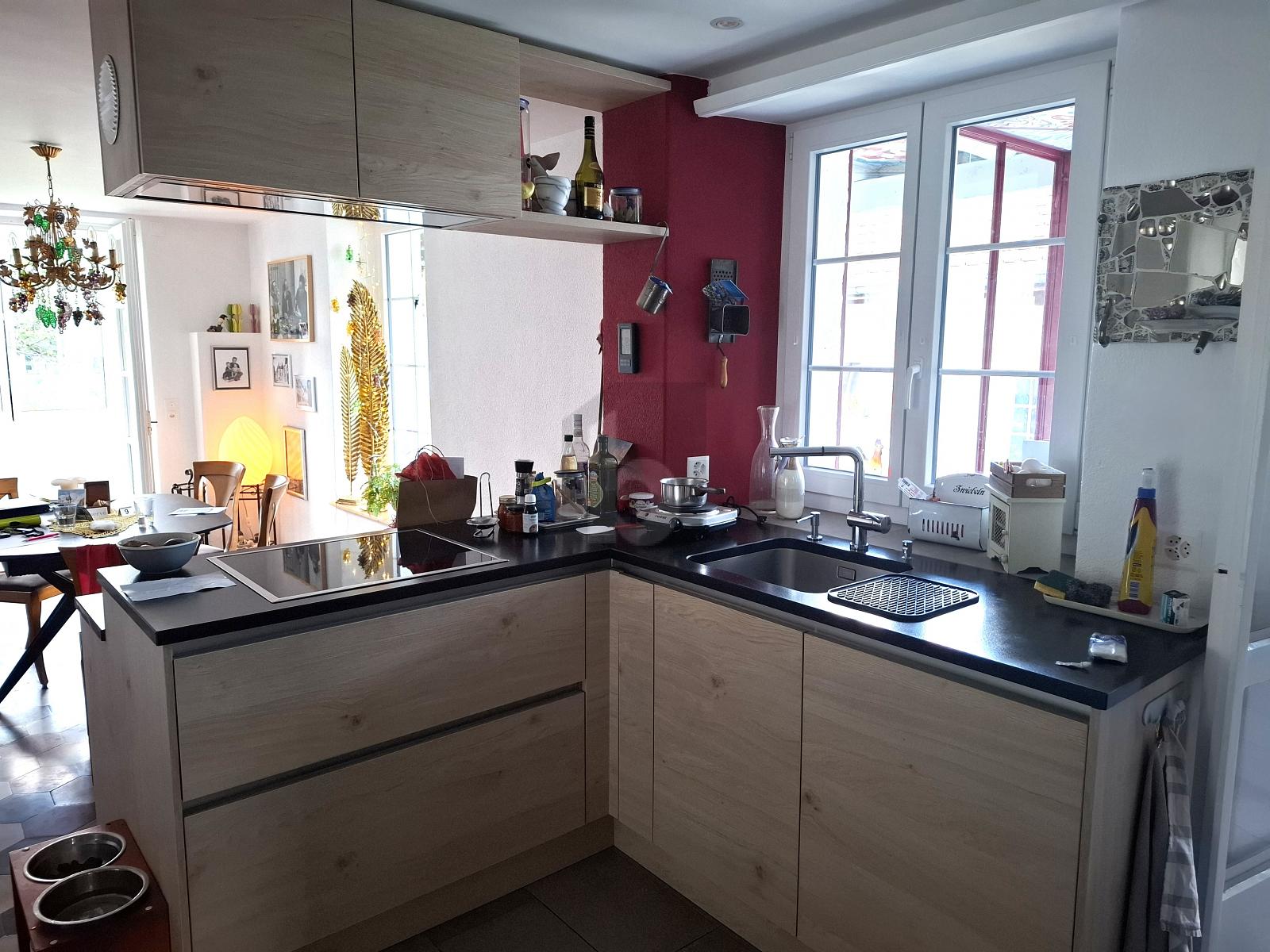 VOLUME GÉNÉREUX ET CHARME UNIQUE - 1