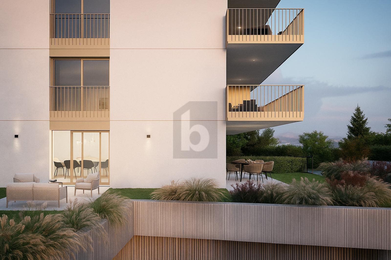 SUPERBE ET NEUF AVEC JARDIN PRIVATIF - 1