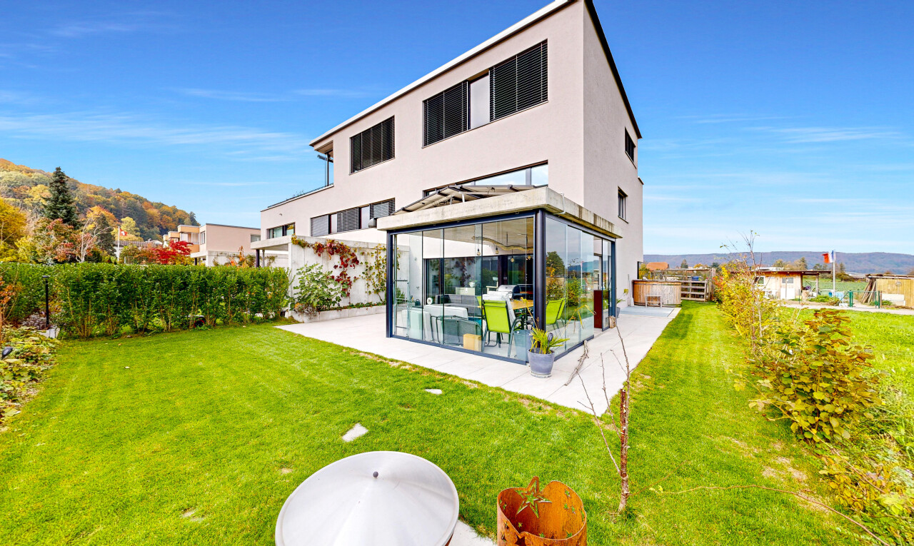 Eckreihenhaus in Riniken - 0