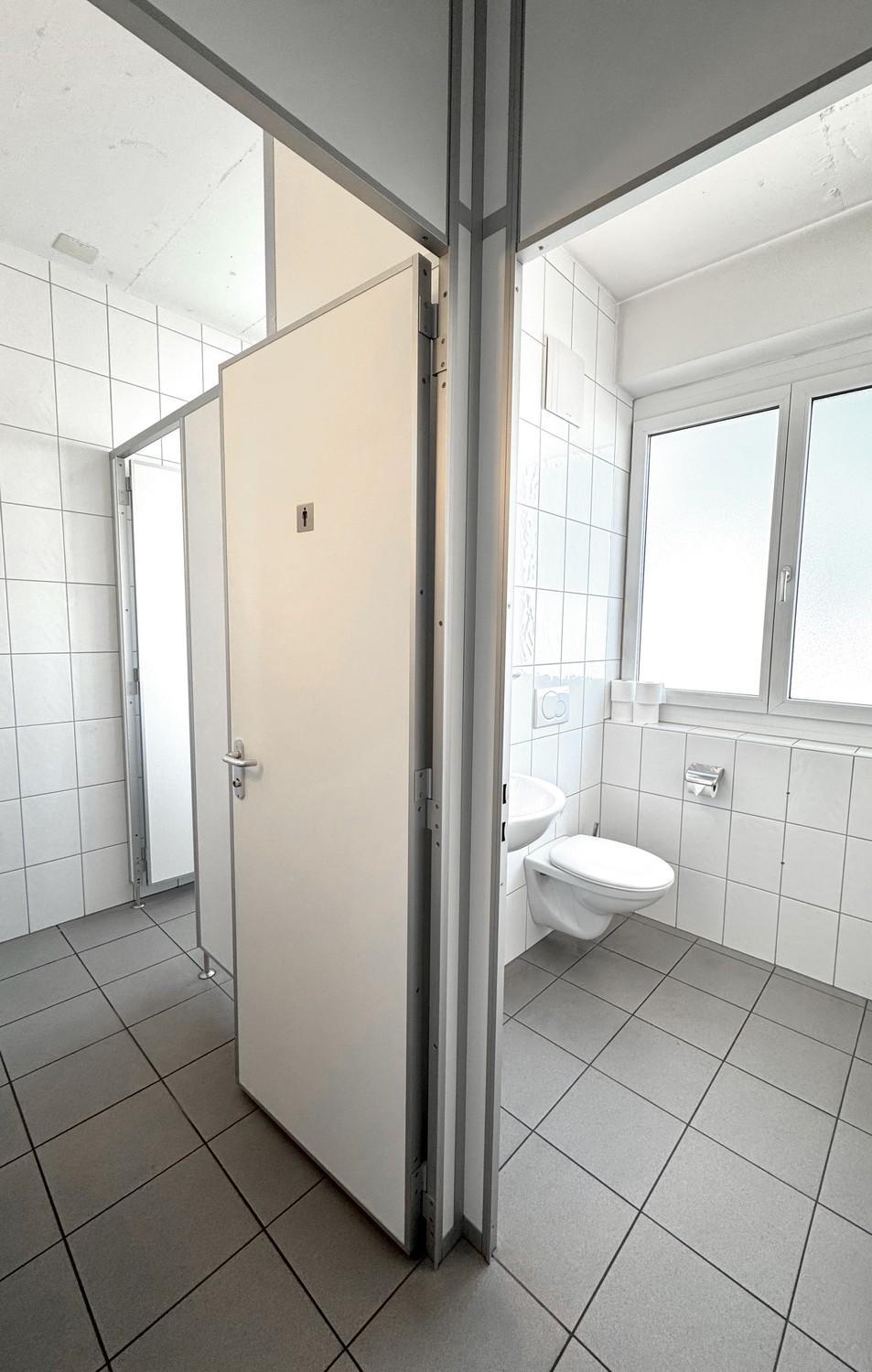 Die perfekte Ausgangslange für Ihren Betrieb mit direktem Warenliftzugang - 6