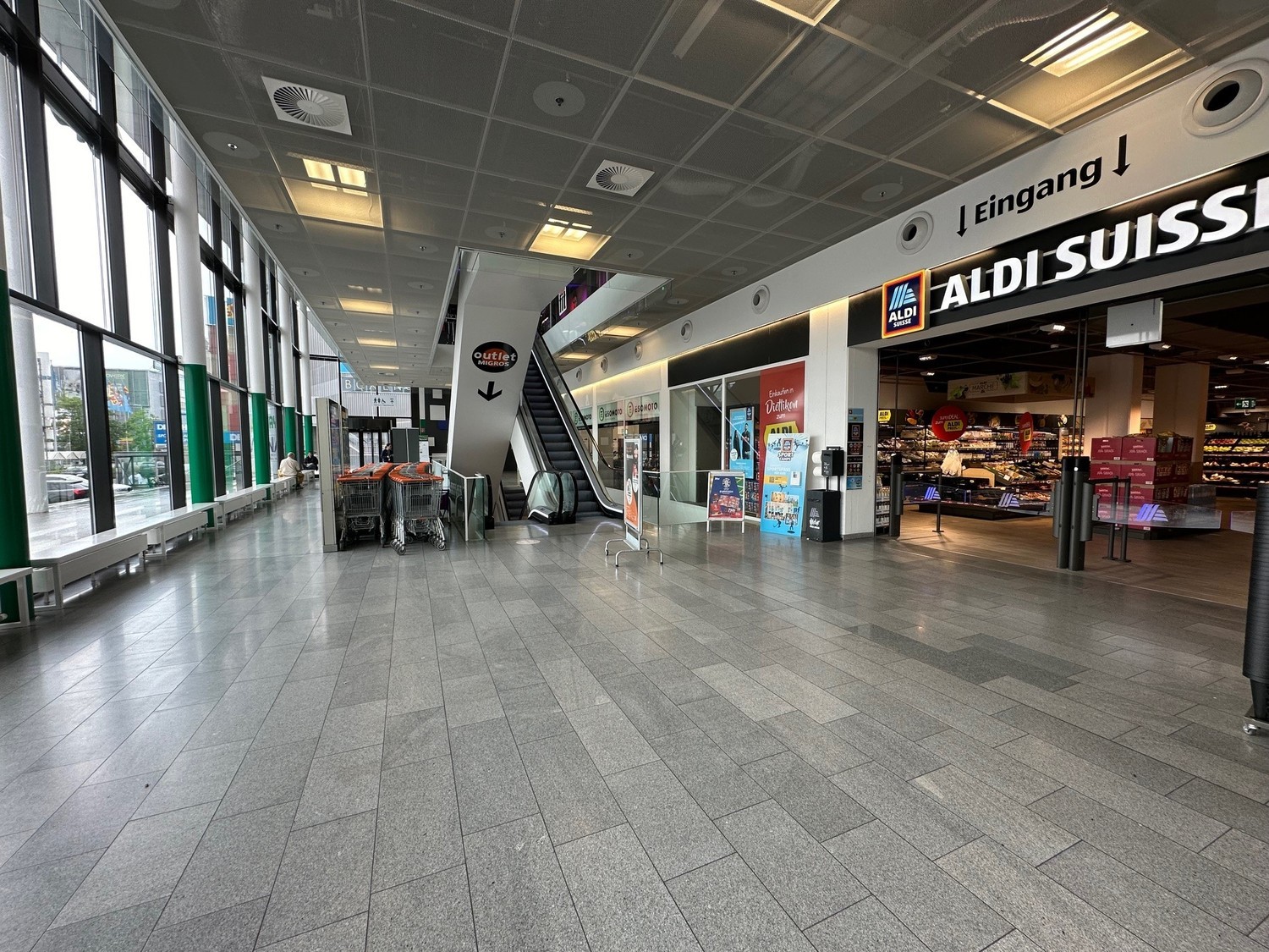 GREENHOUSE Dietlikon: Top Retailfläche in bester Lage - 6