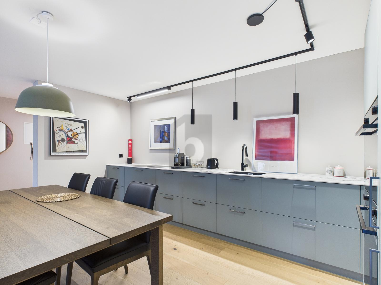 HOCHWERTIG MÖBLIERT, AN ZENTRALER LAGE - 4