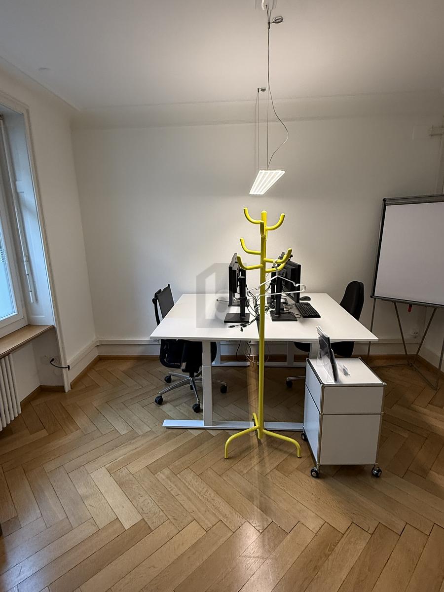 AN ZENTRALER LAGE MIT FISCHGRÄTPARKETT - 2