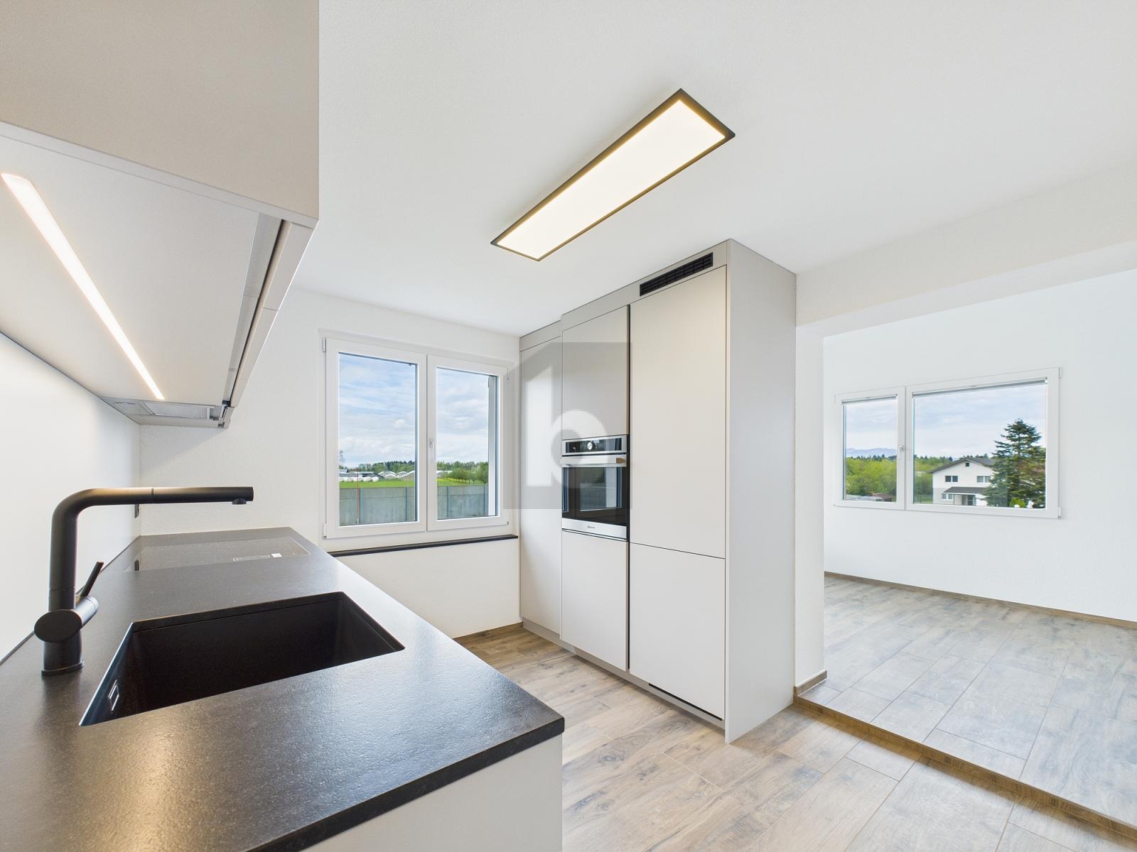 EXKLUSIV UND MODERN - 0