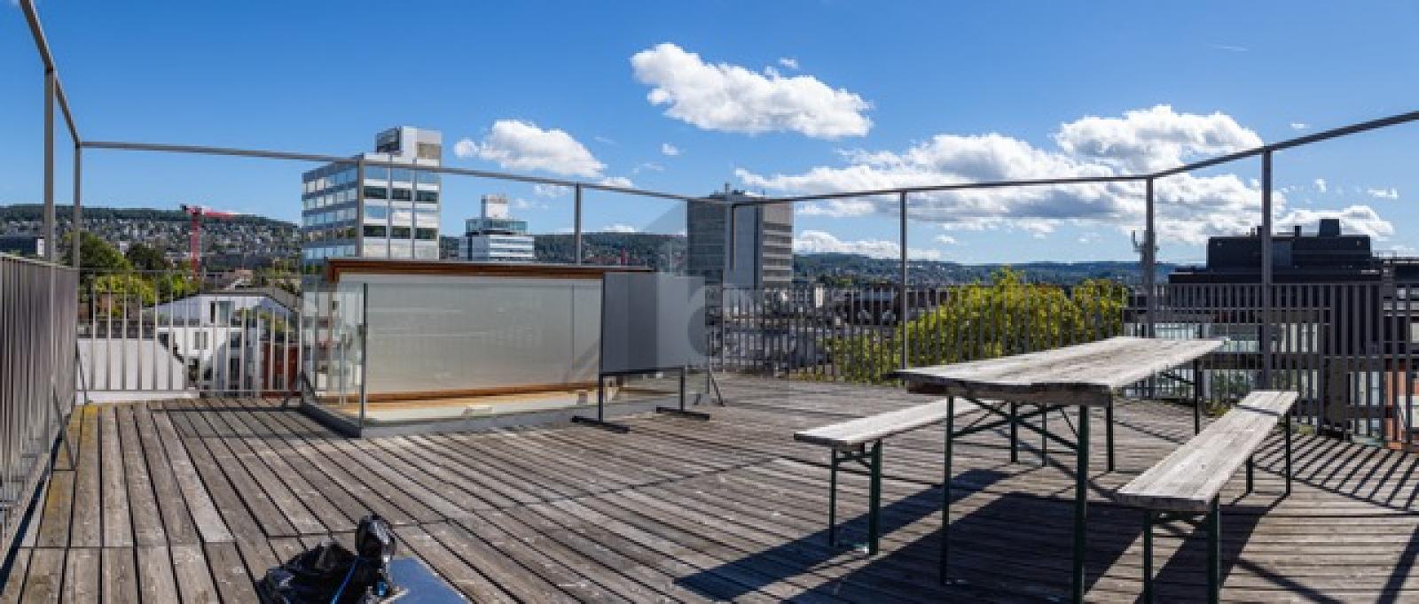 AN BESTER LAGE MIT DACHTERRASSE - 2