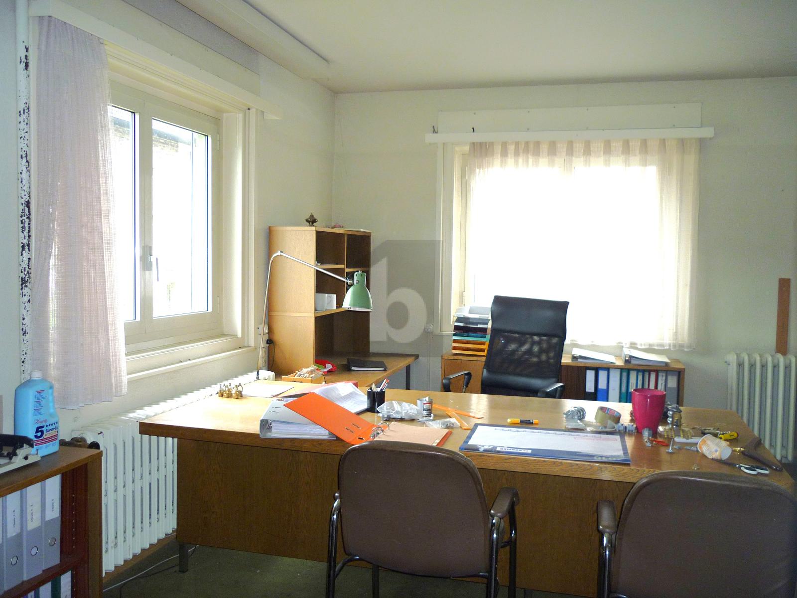 REZ, BUREAUX ET RÉCEPTION (6) - 1