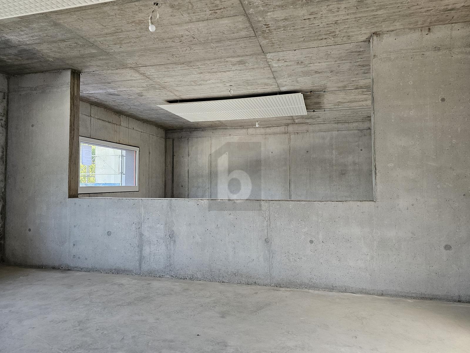 HALLE DOUBLE AVEC PARTICIPATION TRAVAUX - 2