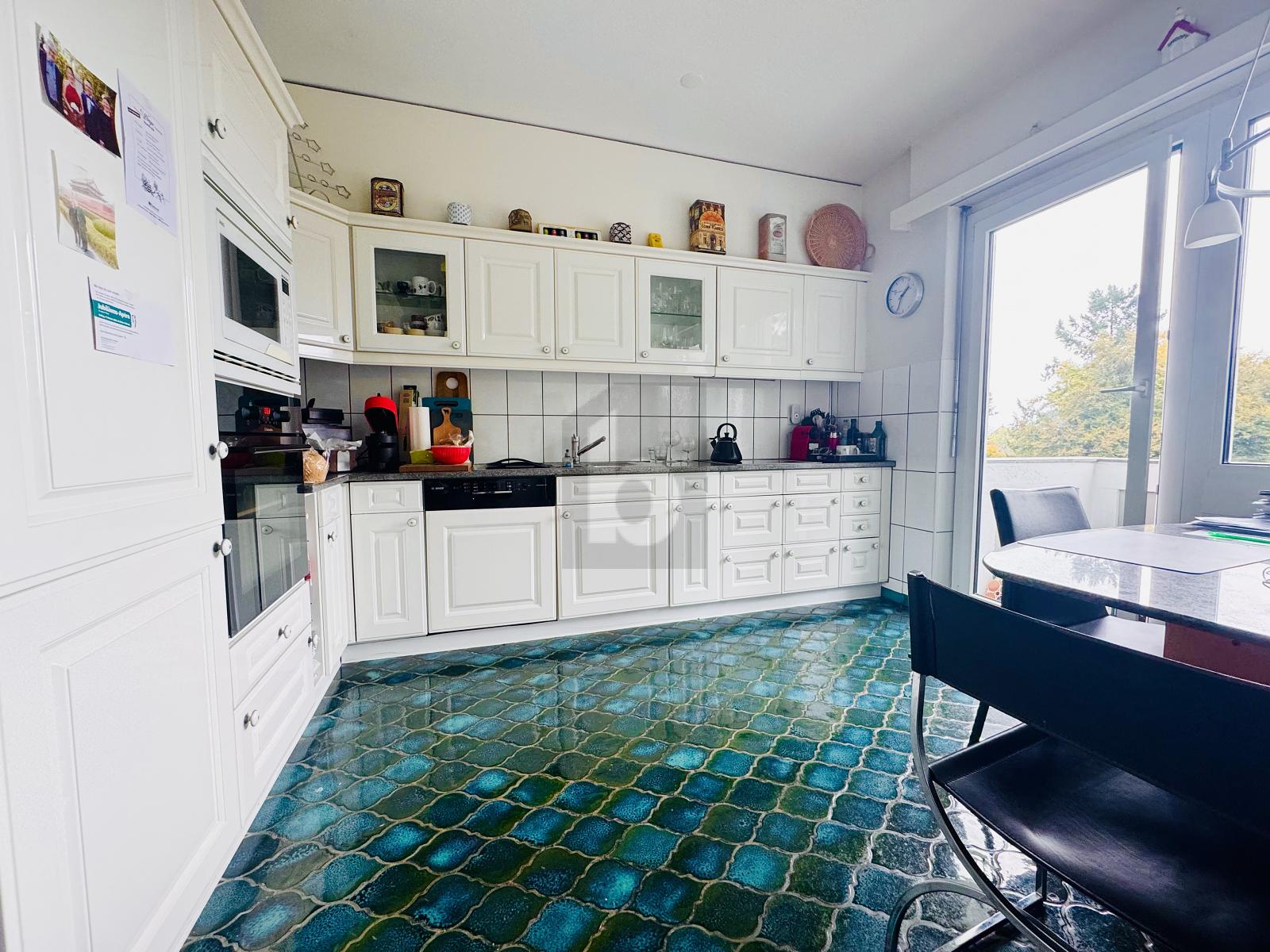 RUHIGE LAGE, MITTEN IN DER STADT - 1