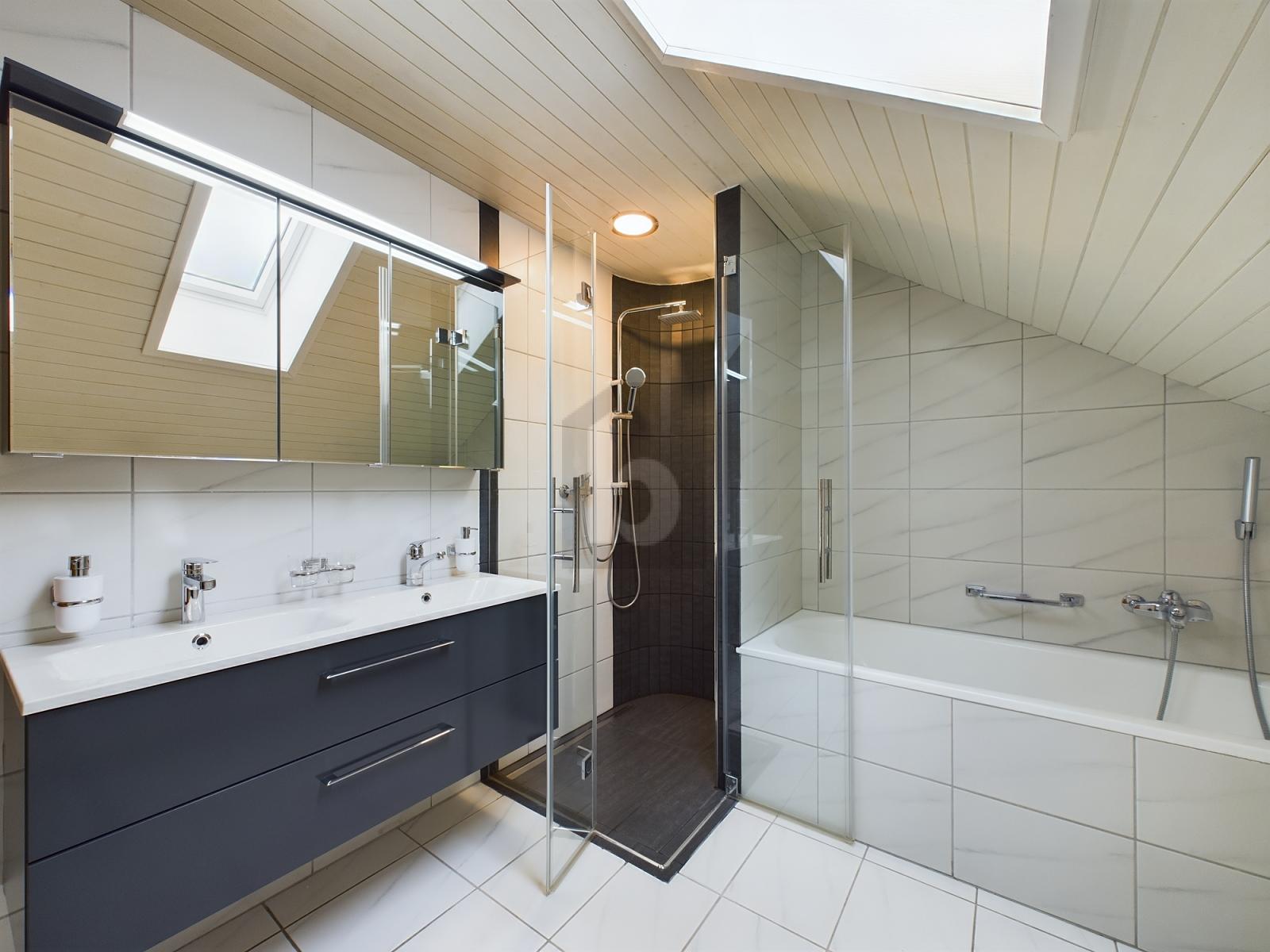 TRAUM DER EXTRAKLASSE - 3