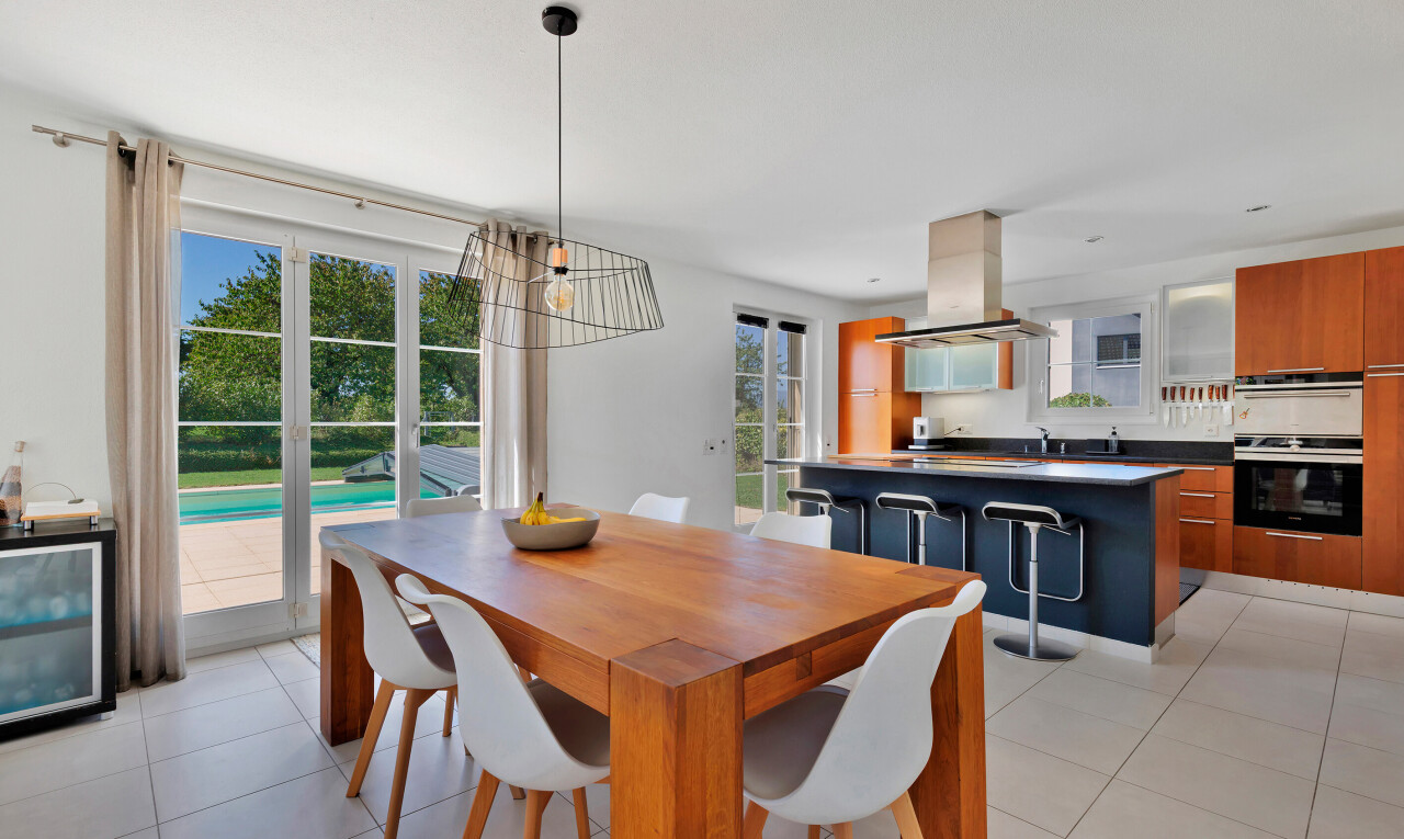 Superb detached house with swimming pool in a quiet location in Denens - 4