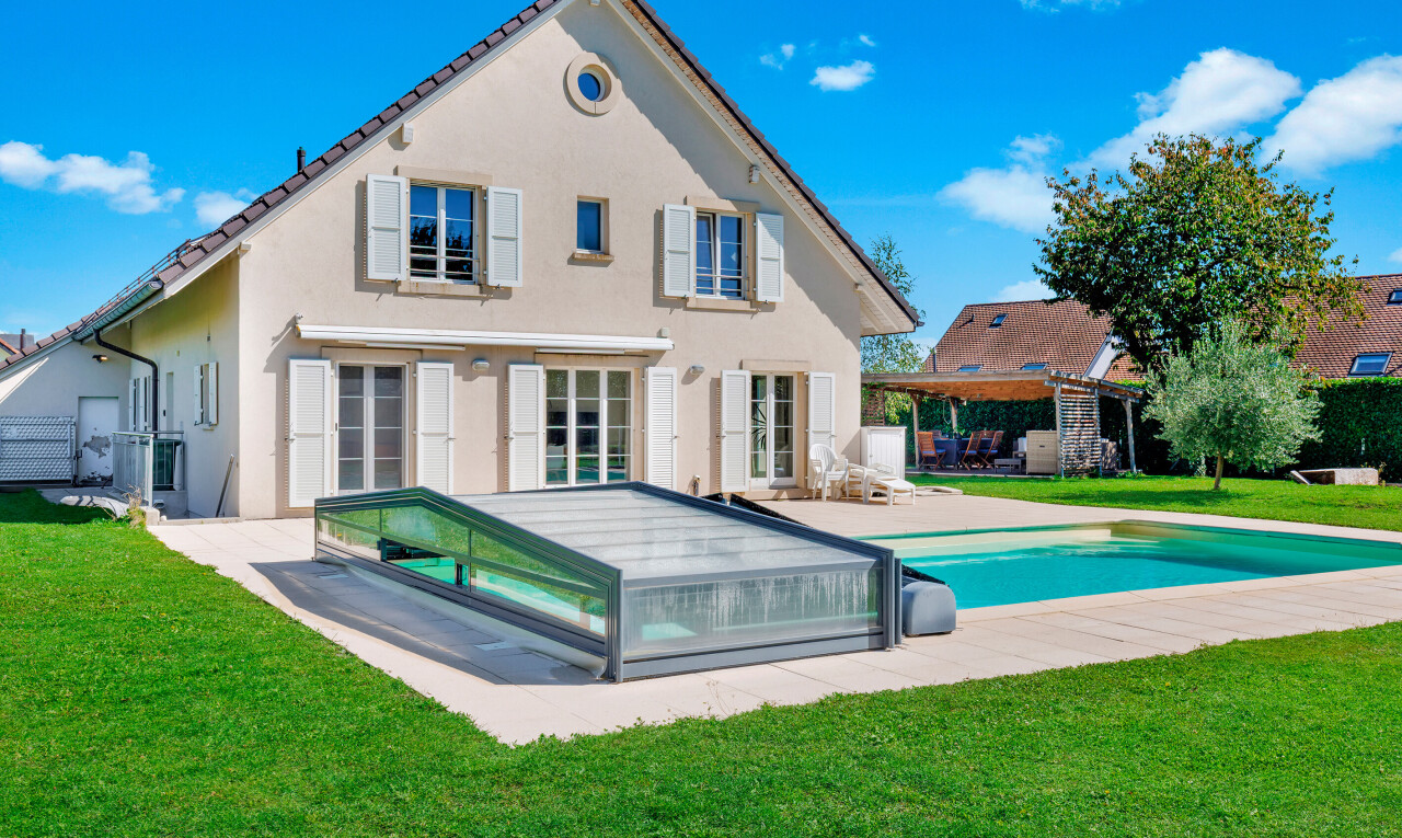 Superb detached house with swimming pool in a quiet location in Denens - 10