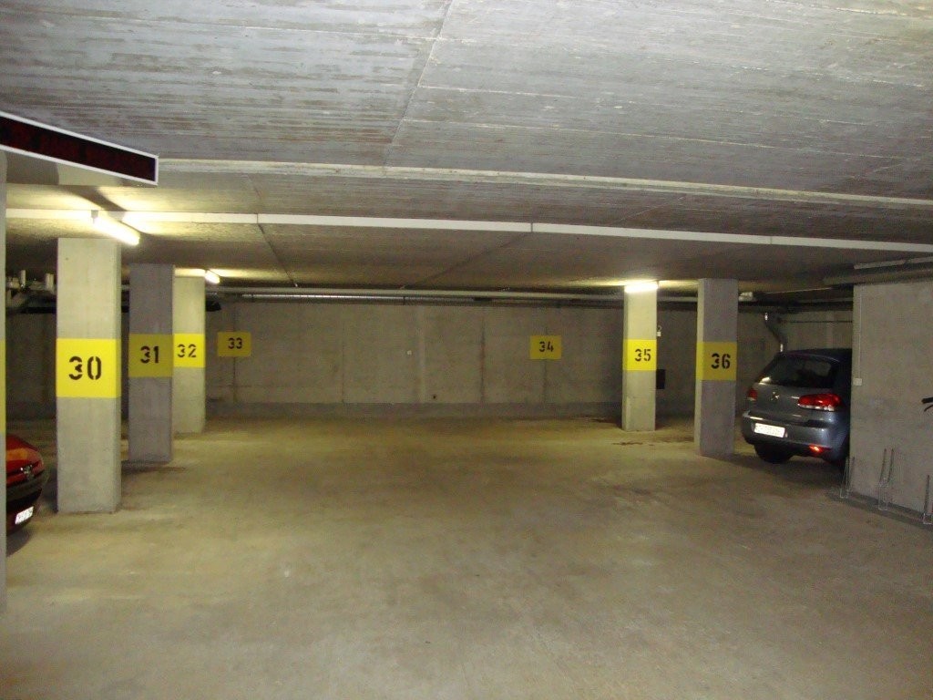 Ihre Parkmöglichkeit in Zürich-Altstetten! - 0