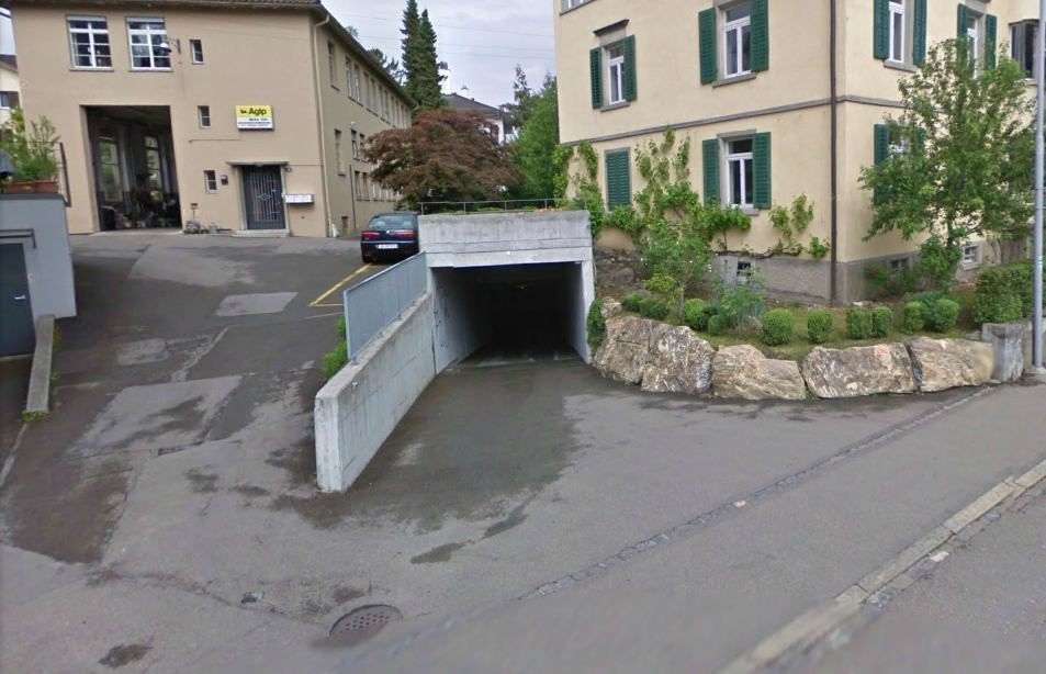 Ihre Parkmöglichkeit in Zürich-Altstetten! - 1