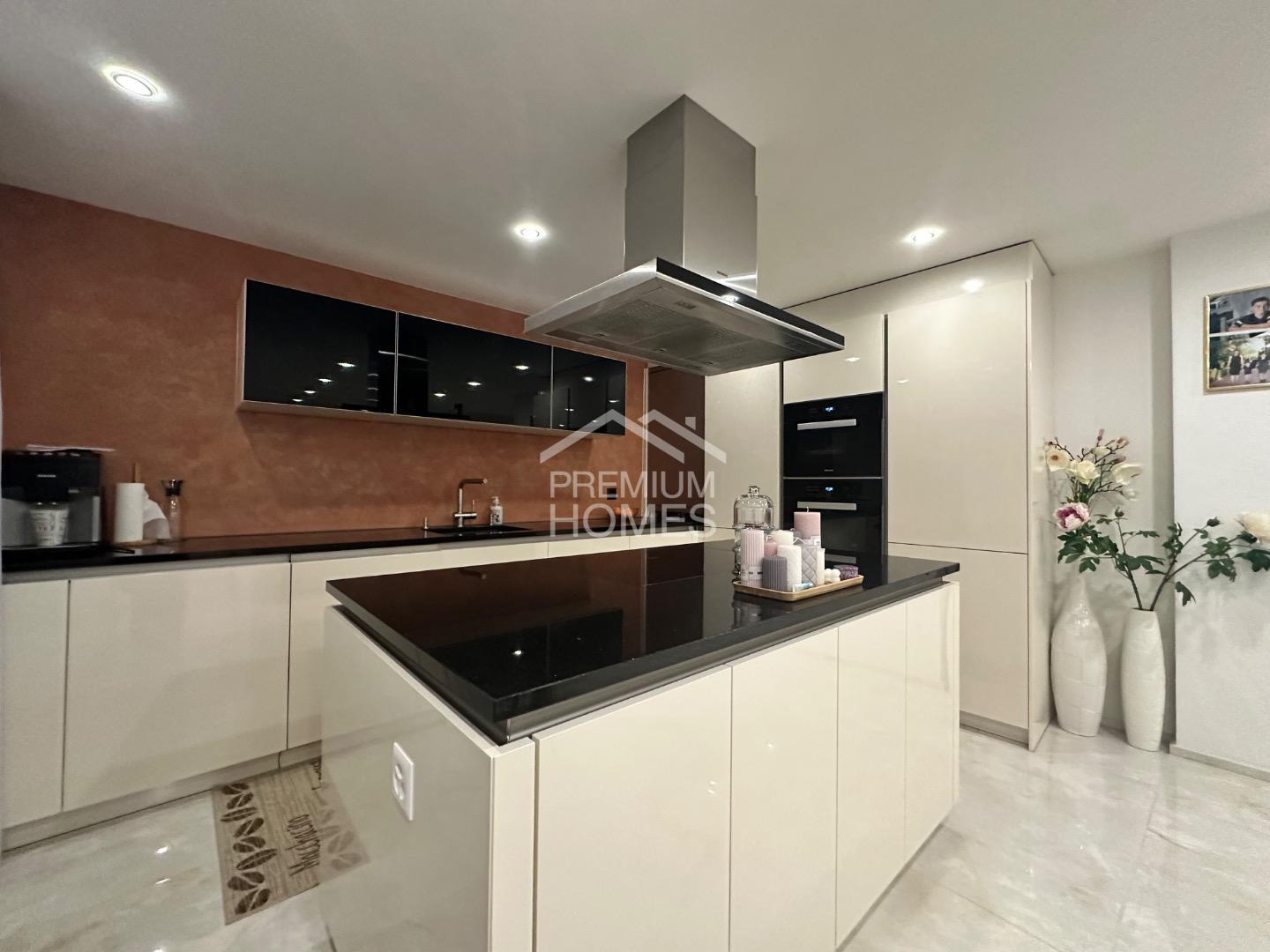 Traumhaus in Büsserach mit Einliegerwohnung - 0