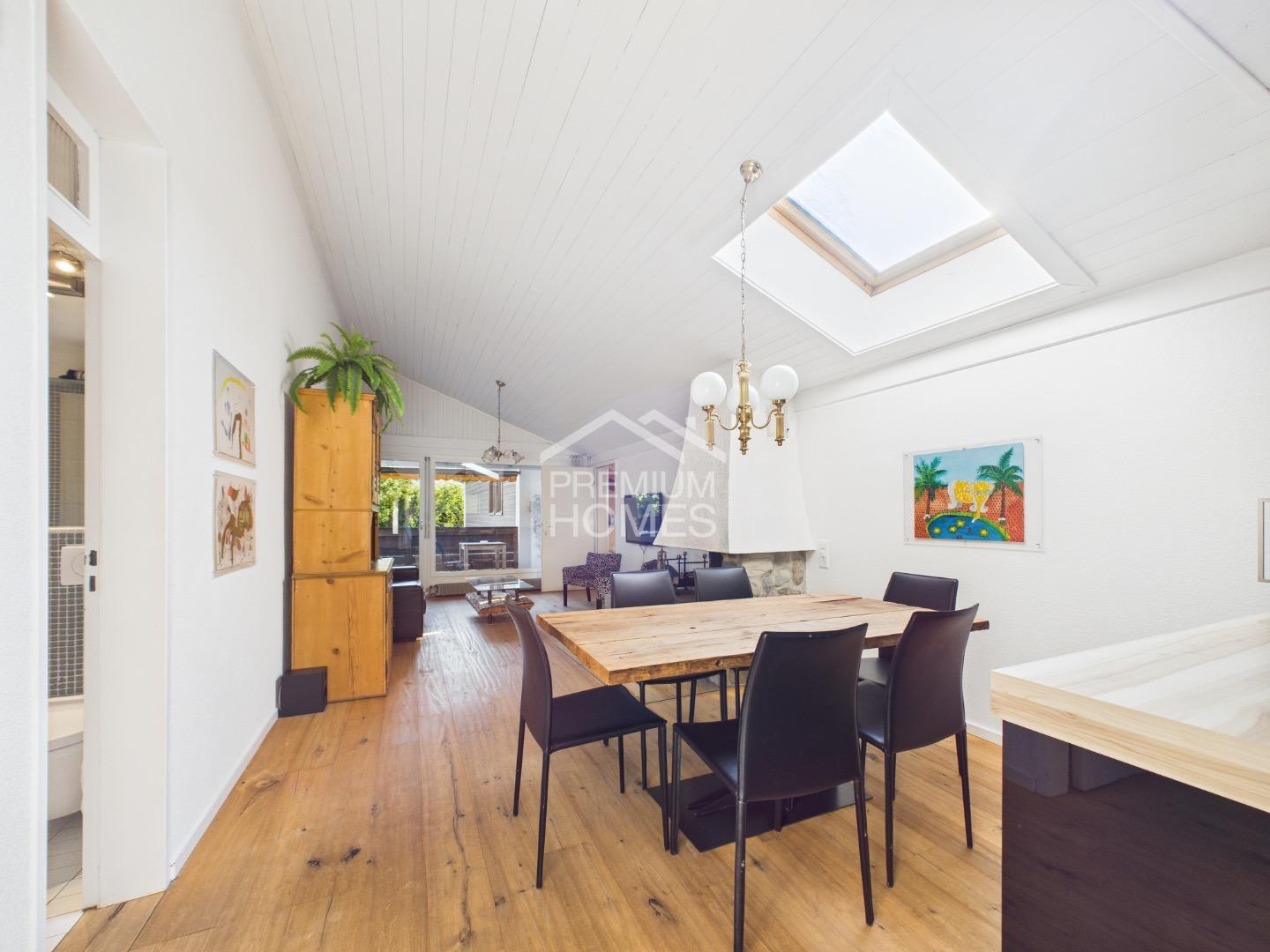 Praktisch, zentral und sonnig - Dachwohnung in Saanen! - 1