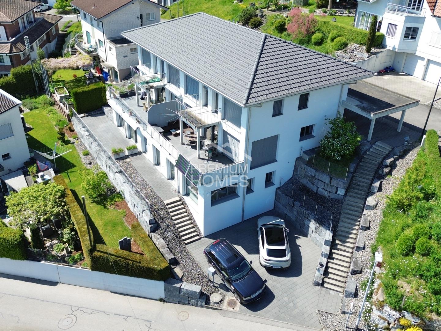 Einziehen & Geniessen - Exklusiv wohnen auf einer Etage! - 0