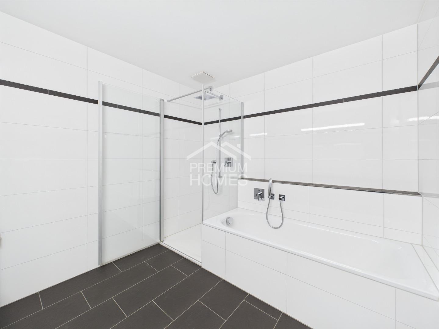 Einziehen & Geniessen - Exklusiv wohnen auf einer Etage! - 7