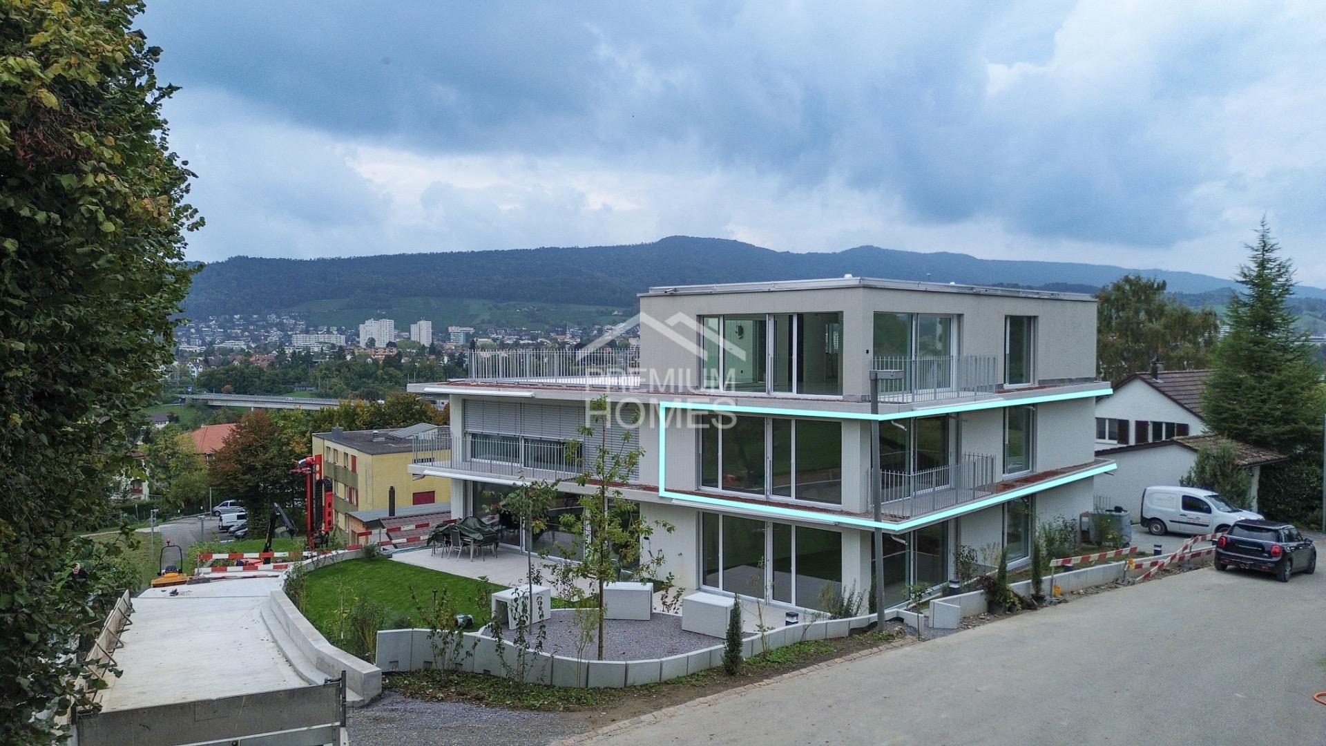 LEBEN AUF HÖCHSTEM NIVEAU - 0