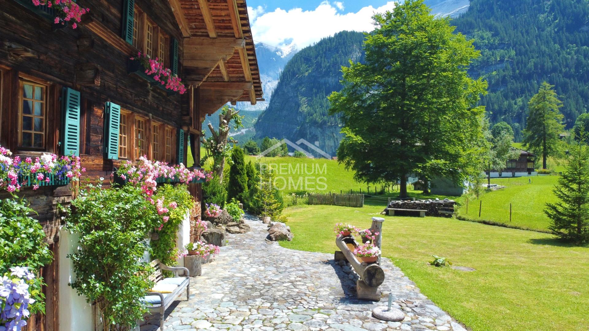 Jenseits des Alltäglichen ? Das Chalet, welches Geschichten bewahrt! - 0