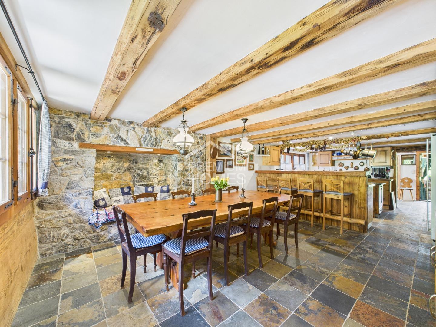 Jenseits des Alltäglichen ? Das Chalet, welches Geschichten bewahrt! - 7