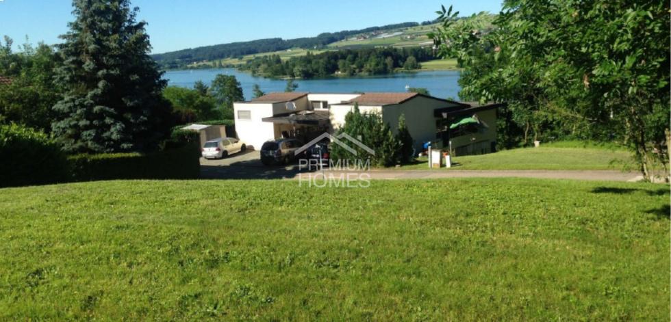 Bauparadies mit Sicht auf den See - 0