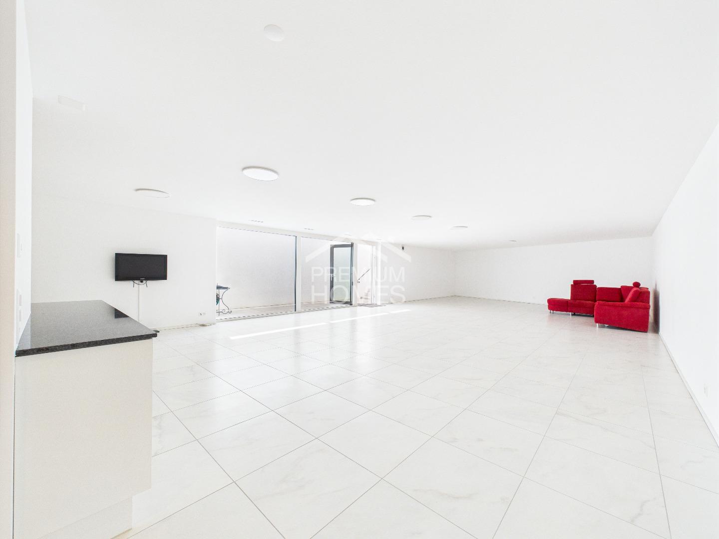 RAUM FÜR IDEEN - PLATZ FÜR VISIONEN - 0