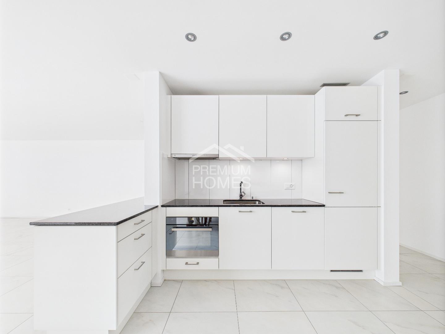 RAUM FÜR IDEEN - PLATZ FÜR VISIONEN - 1