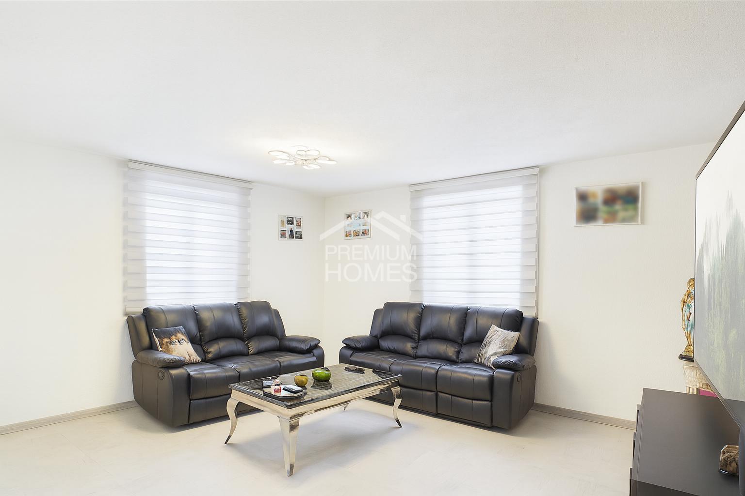 Charmantes Mehrfamilienhaus mit Ausbaupotenzial - 2