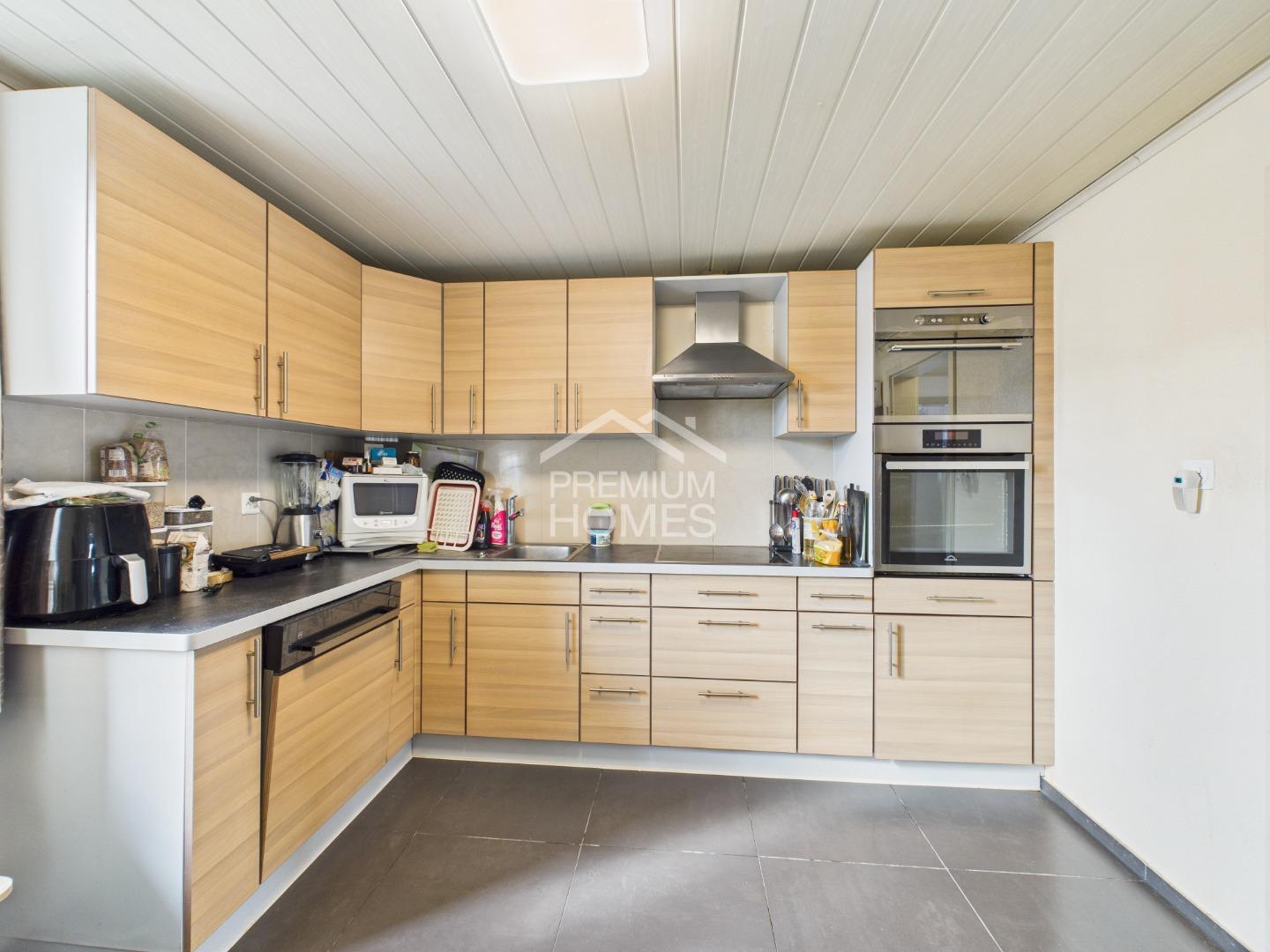 Charmantes Mehrfamilienhaus mit Ausbaupotenzial - 3