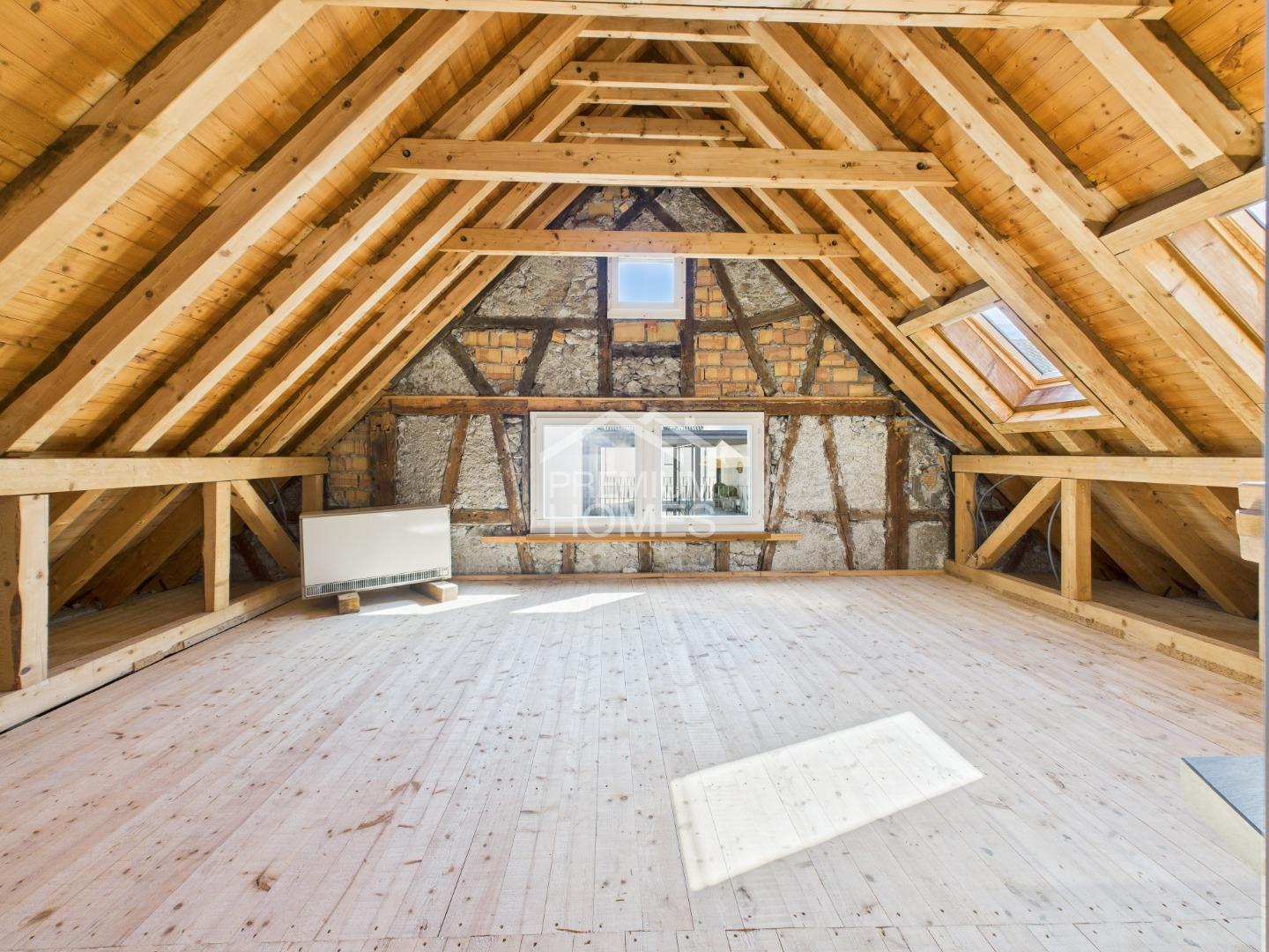 Sanierungsbedürftige Liegenschaft voller Möglichkeiten im Zentrum - 7