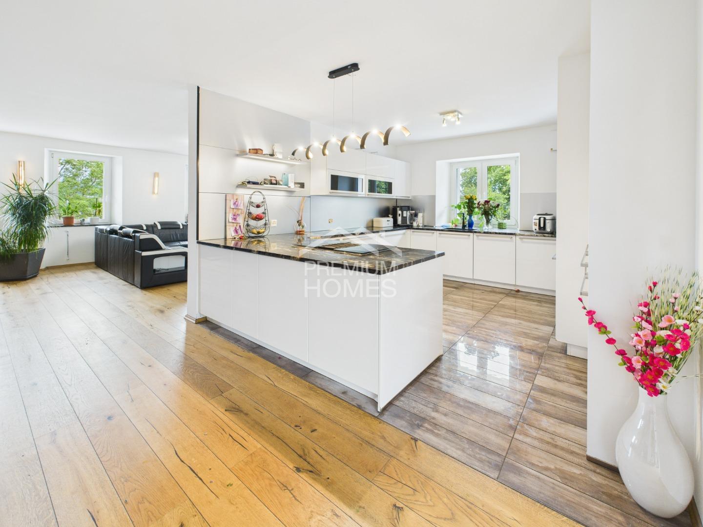 Generationsjuwel - Gemeinsam leben, Freiraum geniessen - 1