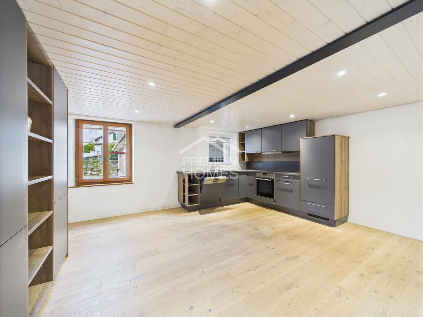 Licht, Raum und Ruhe ? Zweifamilienhaus mit Potenzial - 2