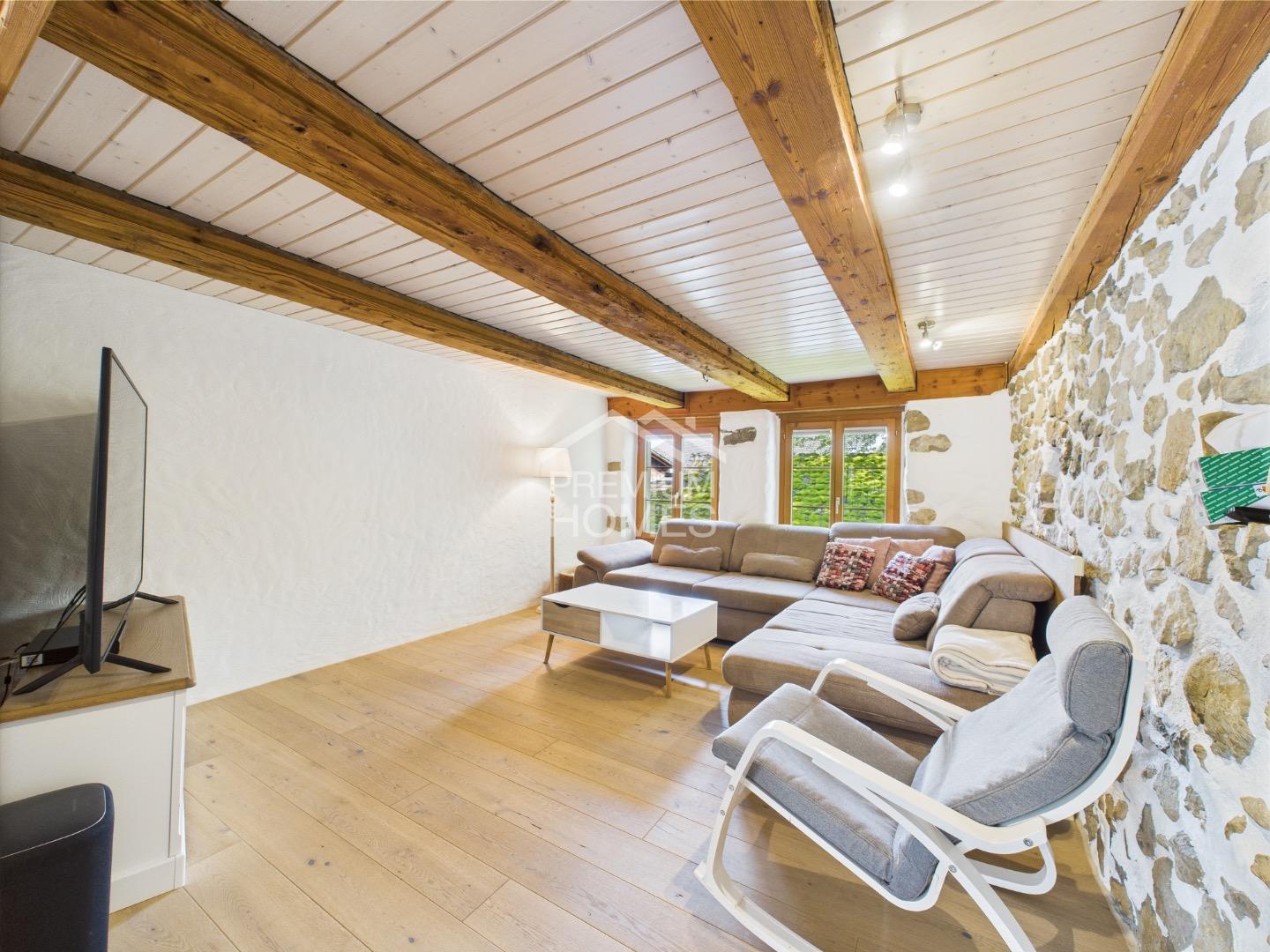 Licht, Raum und Ruhe ? Zweifamilienhaus mit Potenzial - 3