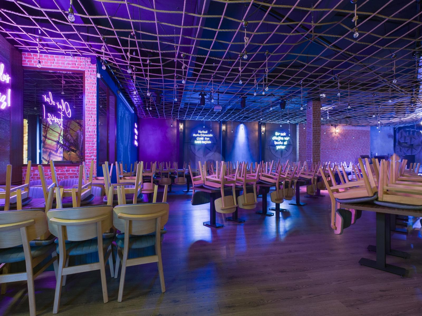 HOCHWERTIGE EVENT-LOCATION, PREMIUM-NACHTLEBEN - 1