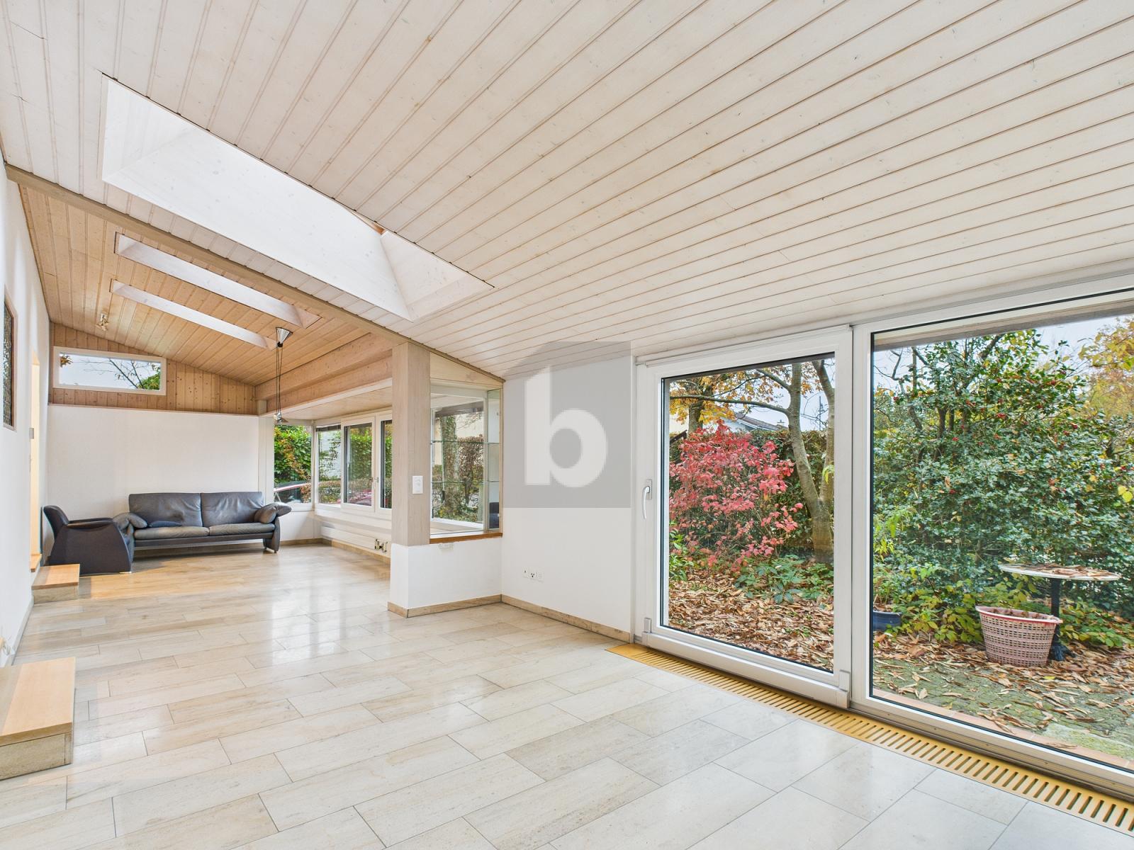 FRISCH RENOVIERT MIT GARTEN - 1