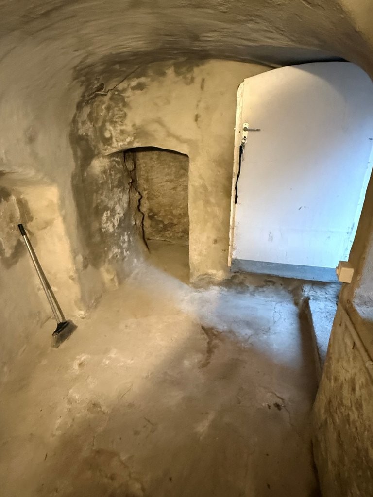 Dépôt de stockage proche de la gare - 2