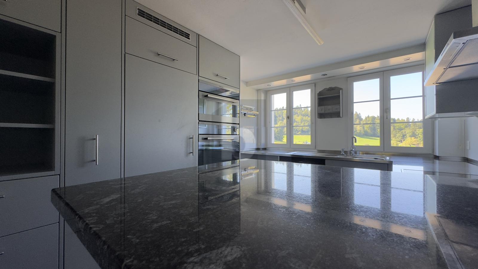 WILLKOMMEN IM PARADIES - 3