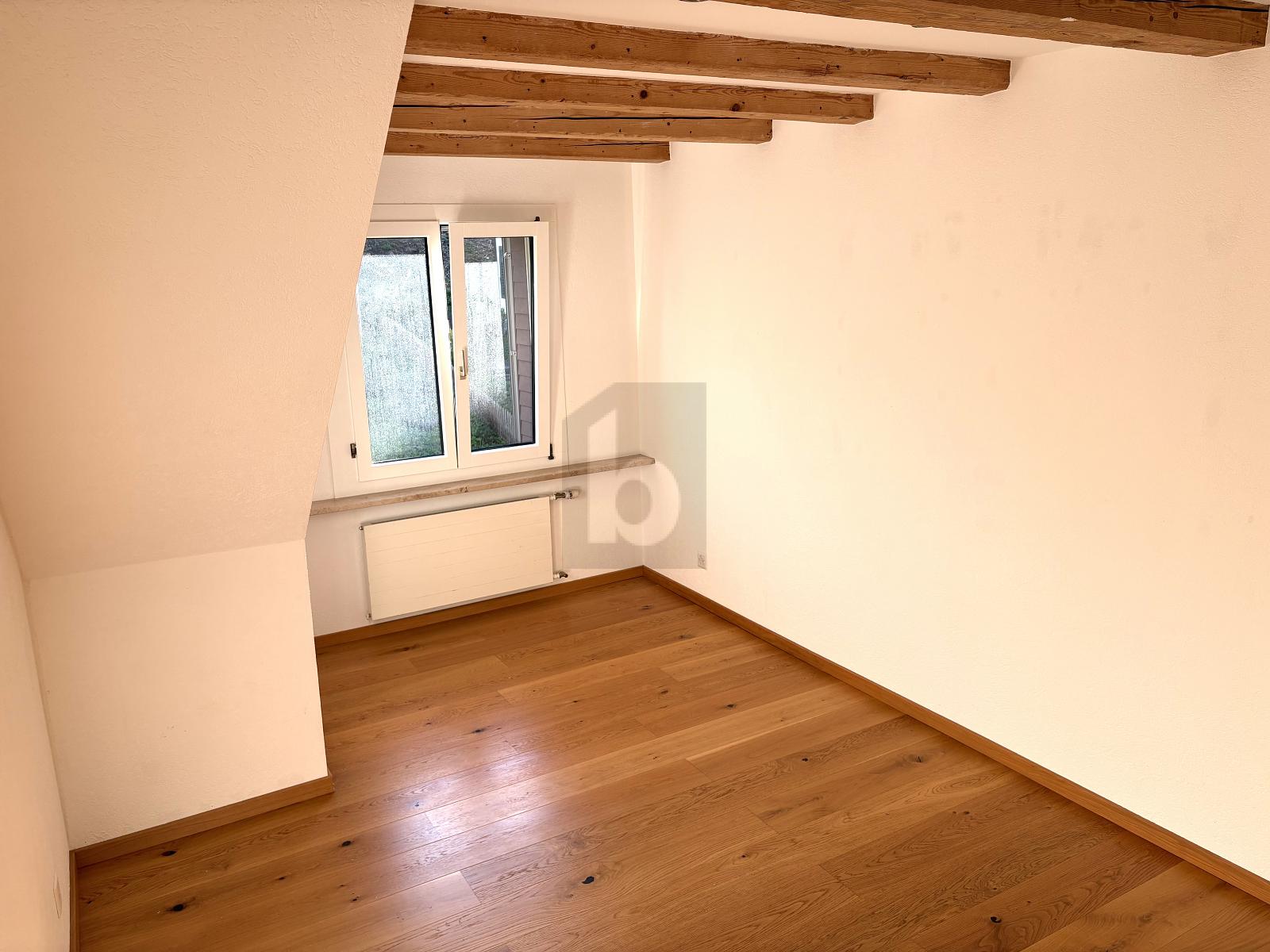 GEMÜTLICH WOHNEN MIT CHARME - 1