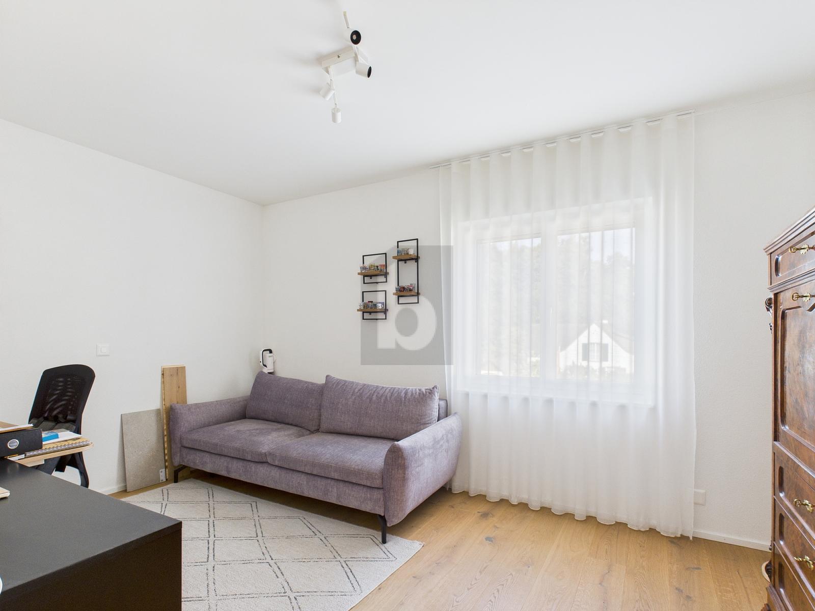 LICHTDURCHFLUTET MIT GROSSEM BALKON - 3