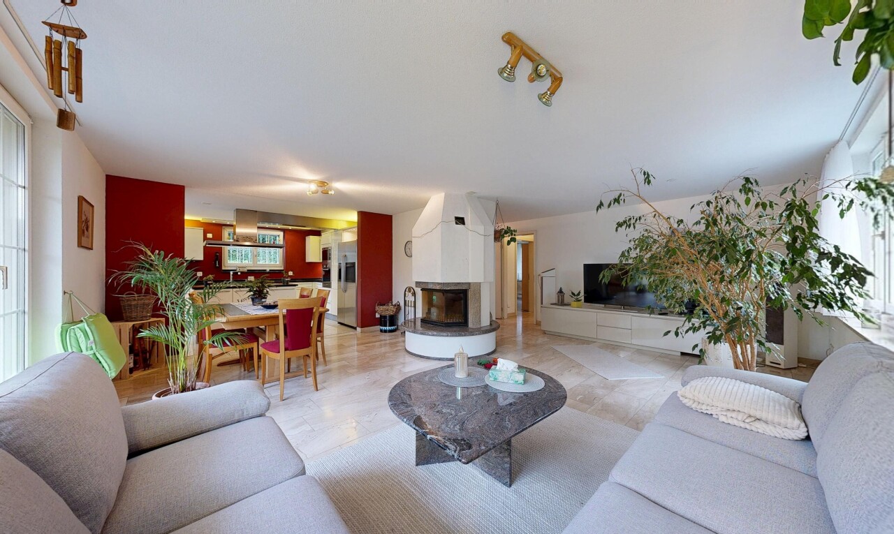 Freistehendes 5.5-Zimmer Einfamilienhaus in ruhiger Sackgasse - 3