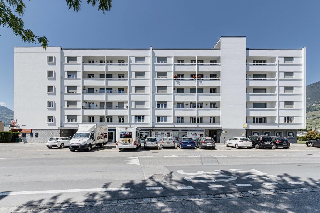 A saisir ! Idéalement situé au centre-ville de Conthey ! - 0