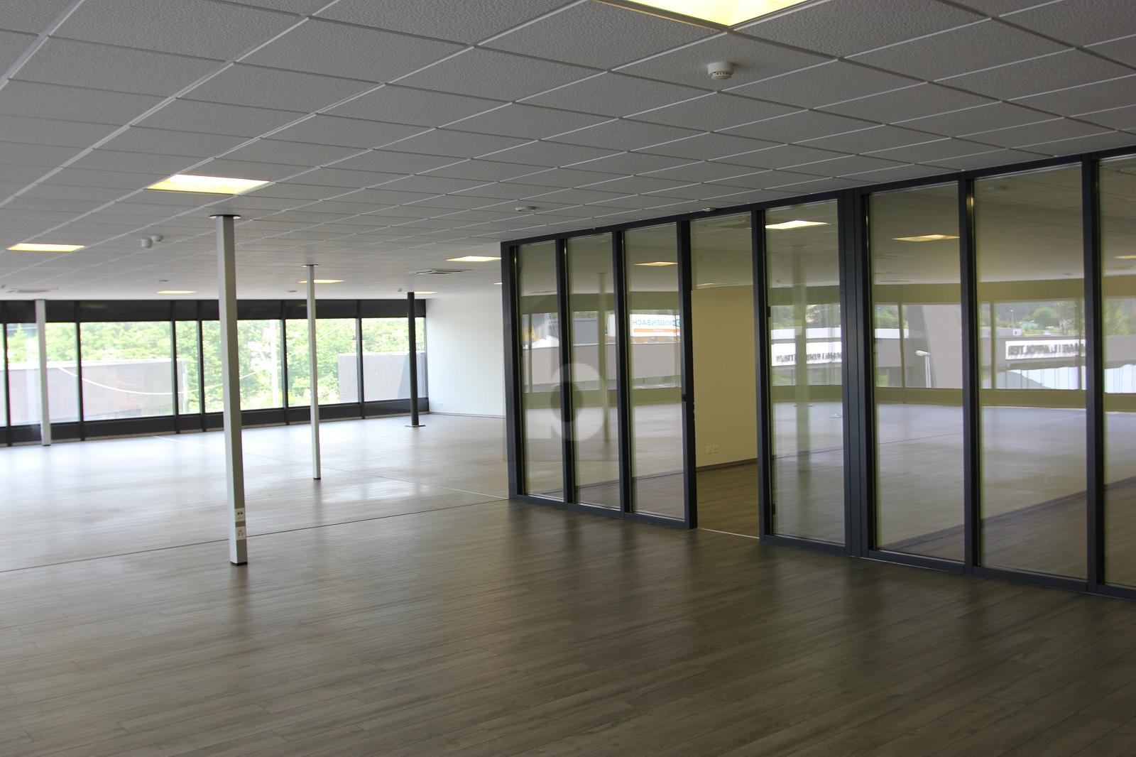 ESPACE DE BUEAU MODERNE - 1