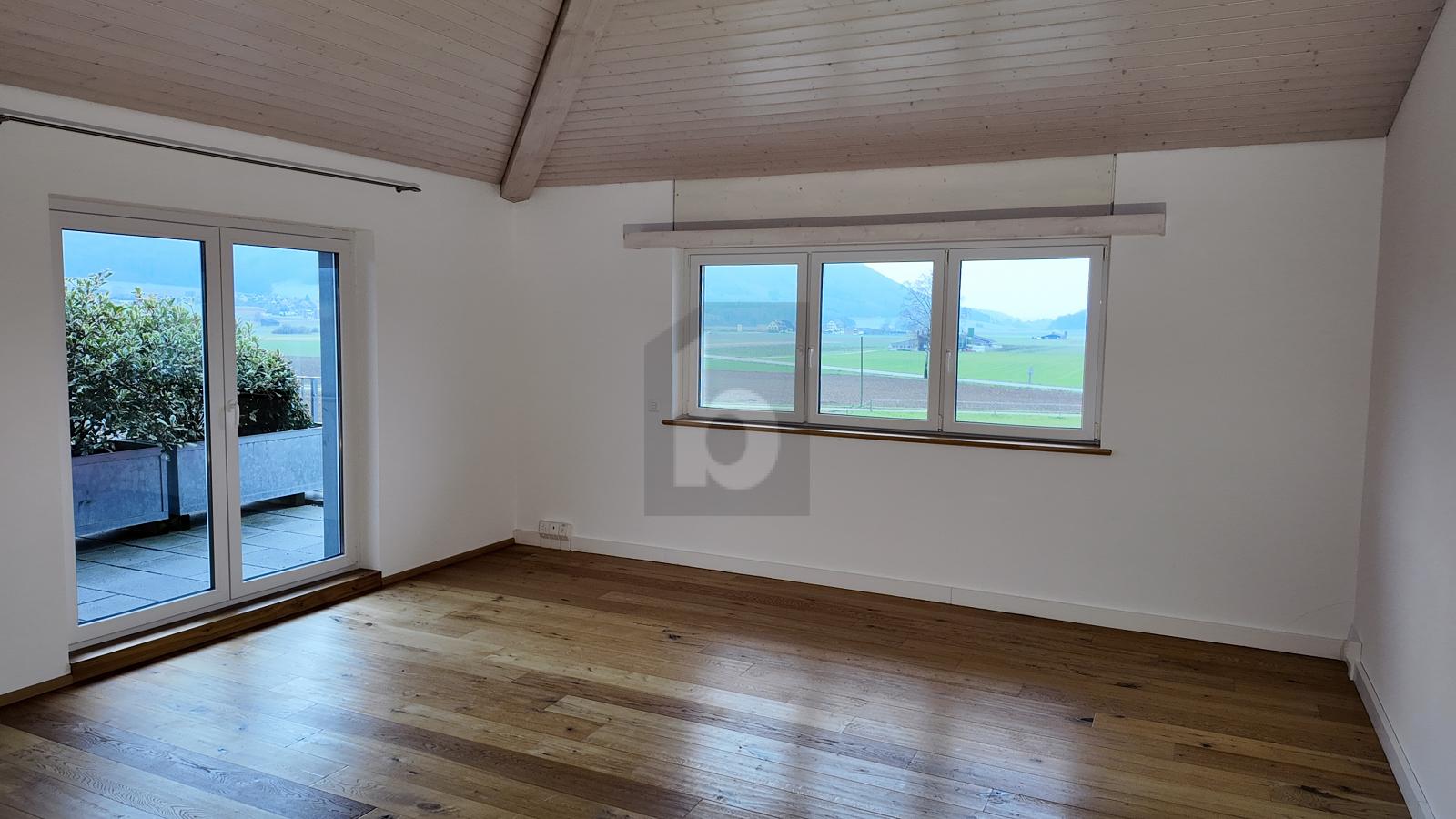 HELL UND GROSSZÜGIG - 4