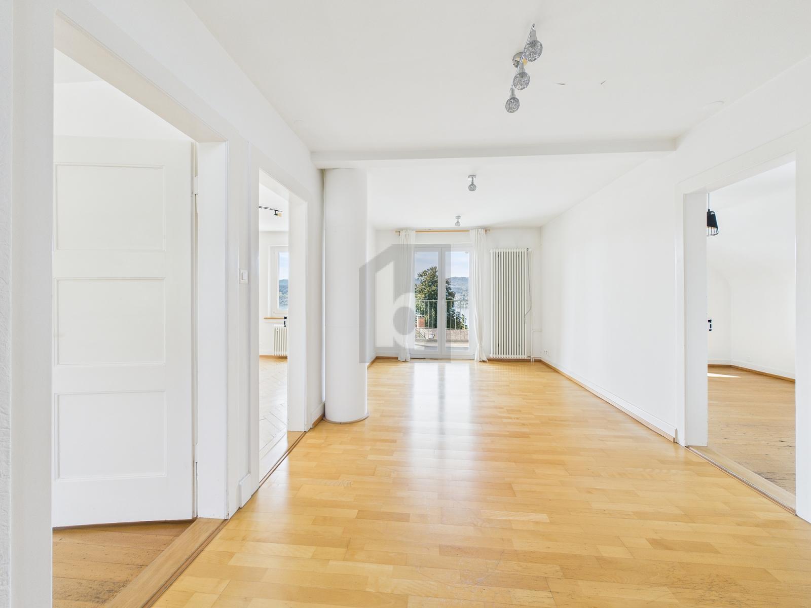 TRAUMHAFTES HAUS MIT SEEBLICK UND GARTEN - 4